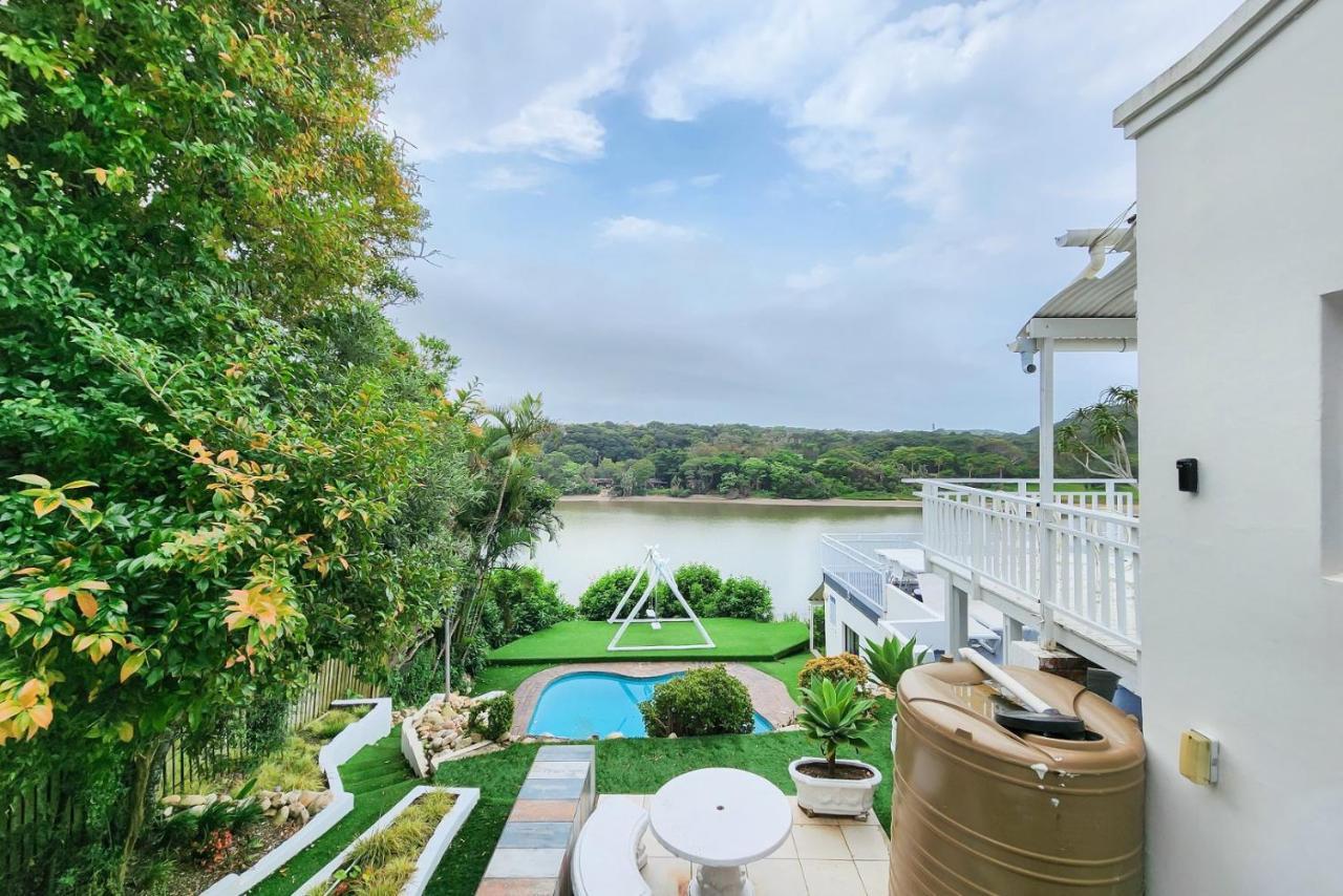 Blue'S Guest House - East London Bonza Bay Экстерьер фото